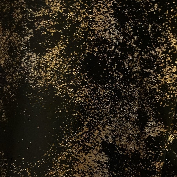 Beautiful black and gold Michael Kors blouse. - Picture 4 of 6